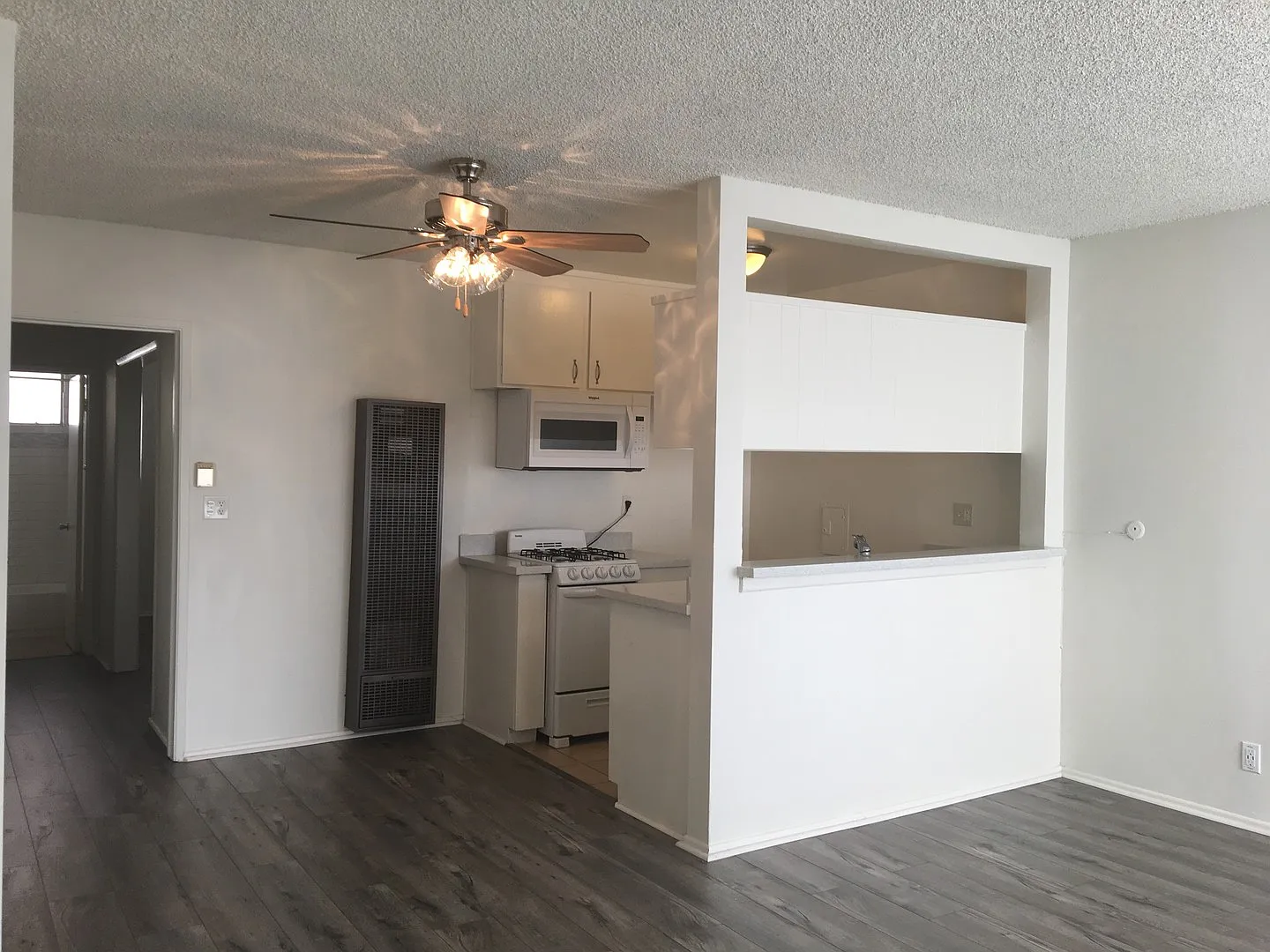 12255 Burbank Blvd — Photo 3
