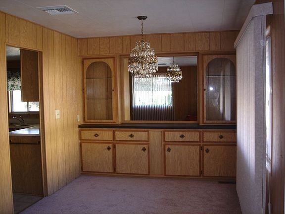 5th image of 116 Saint James Ct
