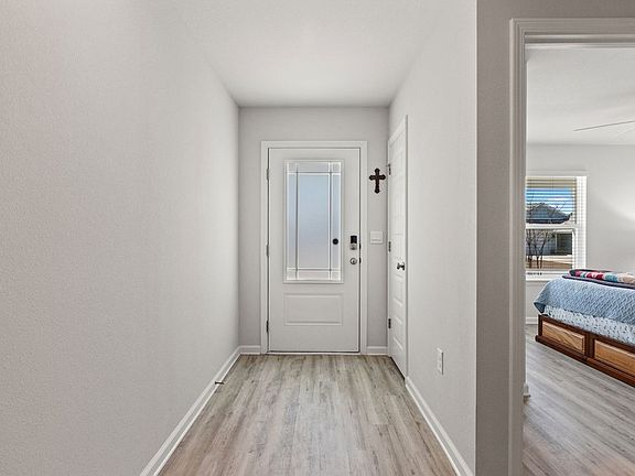 5th image of 171 Cades Ct