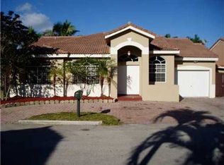 4541 SW 154th Pl, Miami, FL 33185