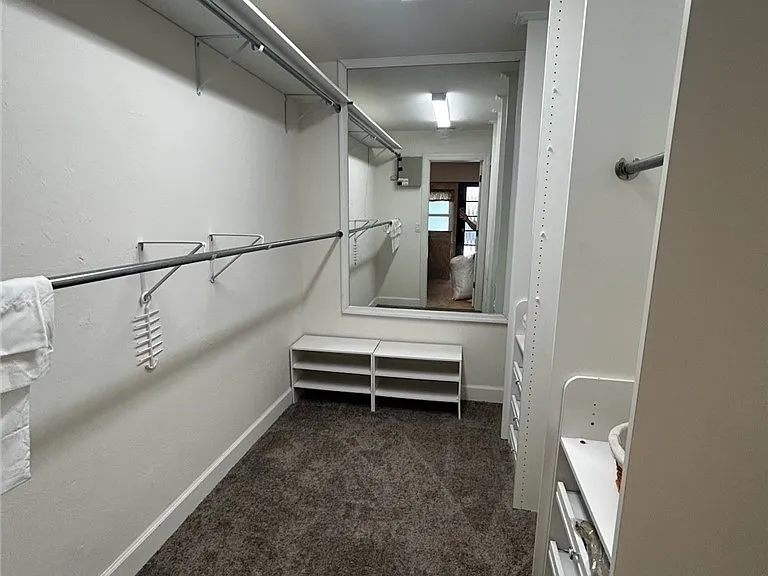 12501 Barrington Ct — Photo 9