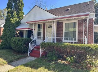 21376 Mitchelldale Ave, Ferndale, MI