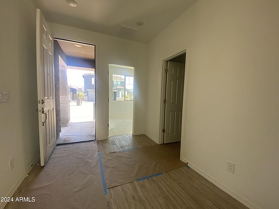 3rd image of 10840 W LUXTON Lane