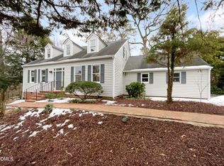 112 Old Bridge Ln, Chapel Hill, NC 27517