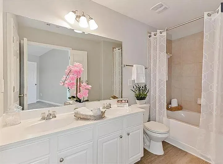 1064 Prestwyck Ct — Photo 15