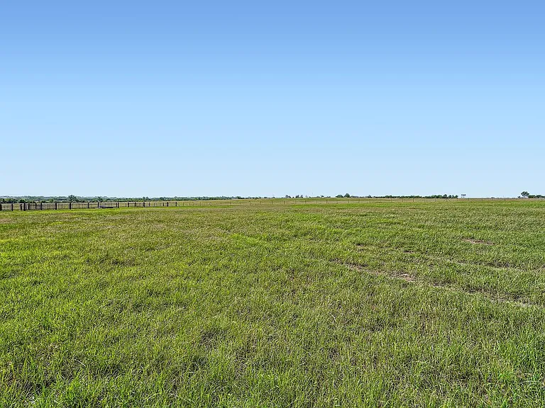 1850 County Road 105 — Photo 27