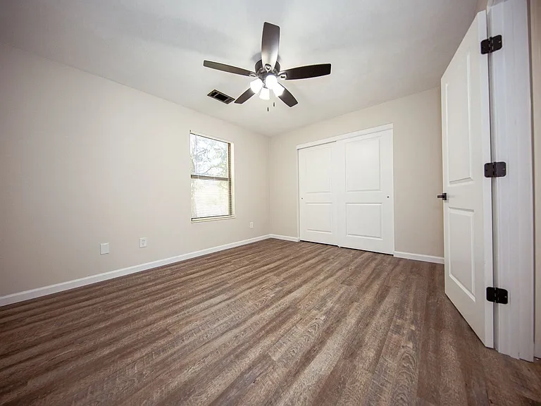 Shadow Ridge Apartments — Photo 18