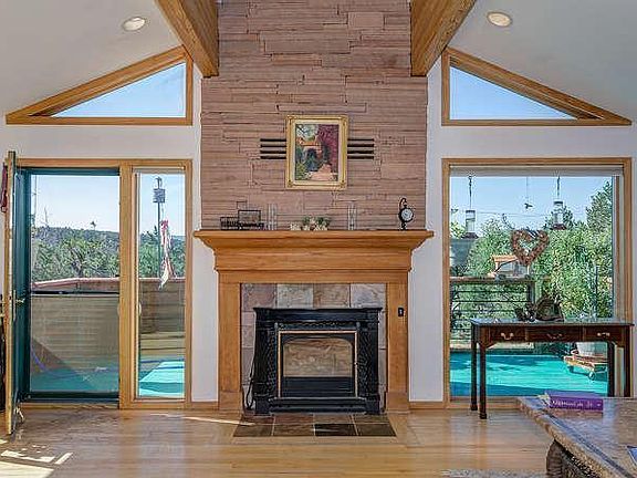 4th image of 55 Sandia Haven Dr