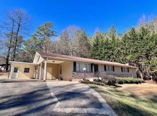 262 Brookwood Dr, Lavonia, GA 30553