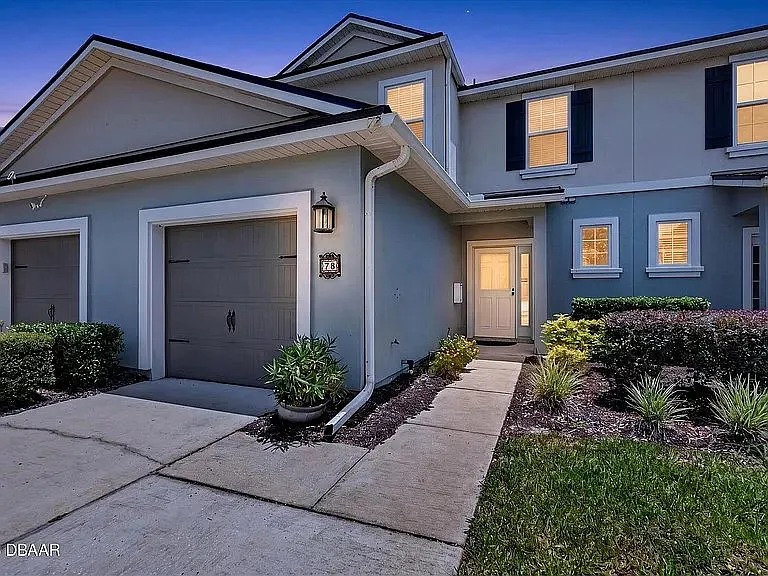 72 Amistad Dr