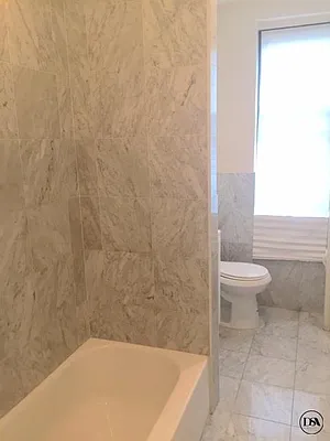 Rented by DSA Realty | media 29