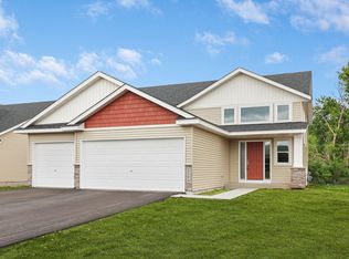 2077 Pleasant Dr, Prescott, WI 54021