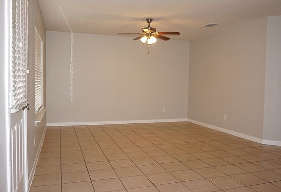 2nd image of 10037 Quail Glen Dr