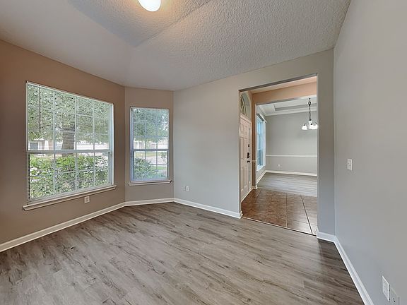 5th image of 12150 Jade Point Ct