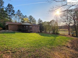 2076 Jay Clark Rd, Morganton, NC 28655