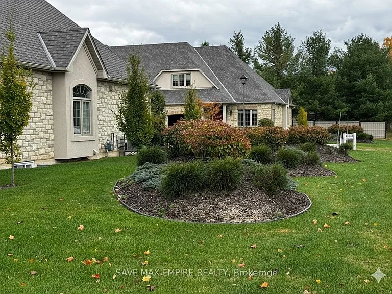 5 Wood Haven Dr #404 — Photo 4