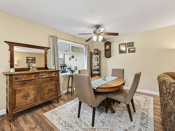 4th image of 3021 Bank Rd