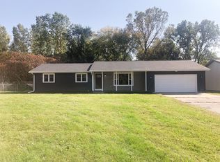 1502 Guns Rd, Green Bay, WI 54311