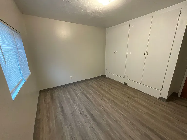 1518 T Ave — Photo 9