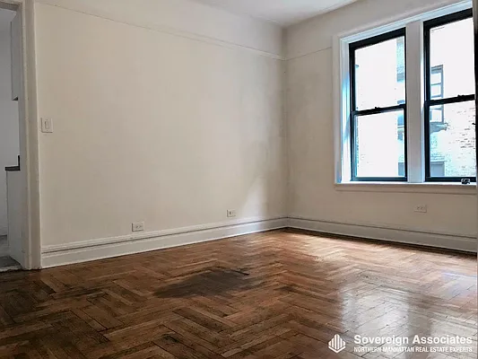 Rented by Sovereign Associates | media 9