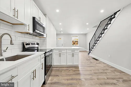 2310 Tasker St Photo 1