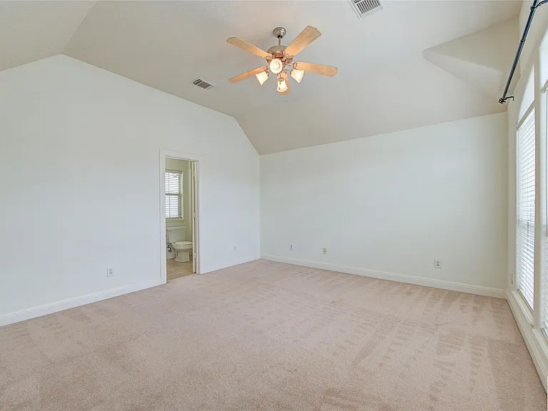 1322 Cohn St — Photo 27