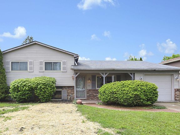 2nd image of 1703 Ringfield Dr