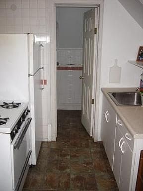 2nd image of 1440 Detroit St APT 7