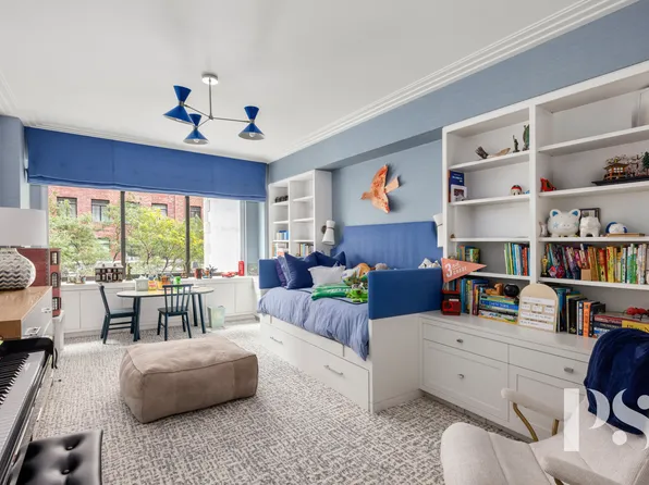 733 Park Avenue image 24 of 27