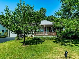 210 Camillus Dr, Camillus, NY 13031