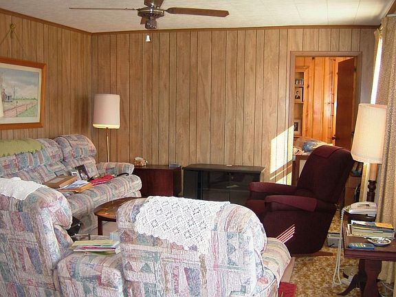 2nd image of 319 Bradley Dr