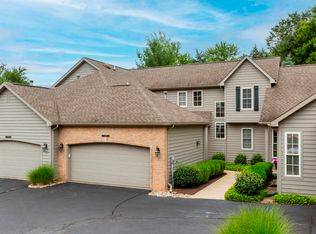 1307 Lake Stream Ct, Mishawaka, IN 46545