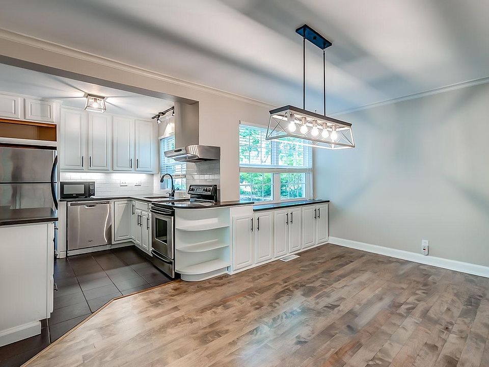 1st image of 414 Bowling Ave