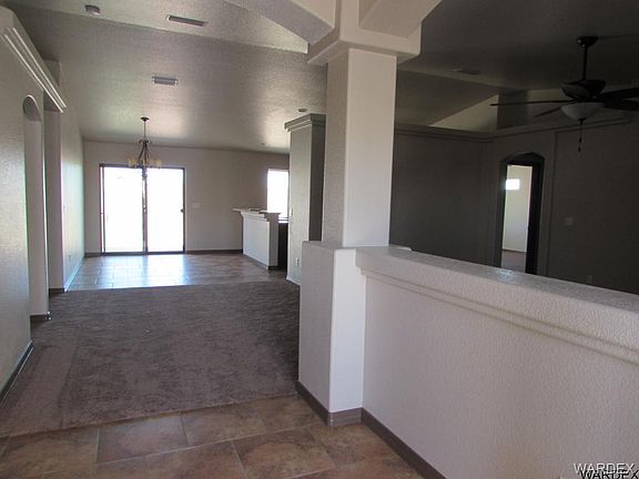 3rd image of 6120 S Bella Vista Dr