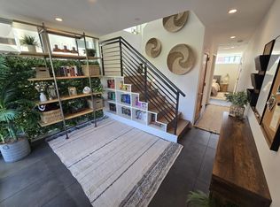 505 N Valley Dr, Manhattan Beach, CA 90266