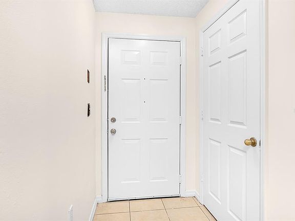 4th image of 10873 WINDSOR WALK DRIVE #4106