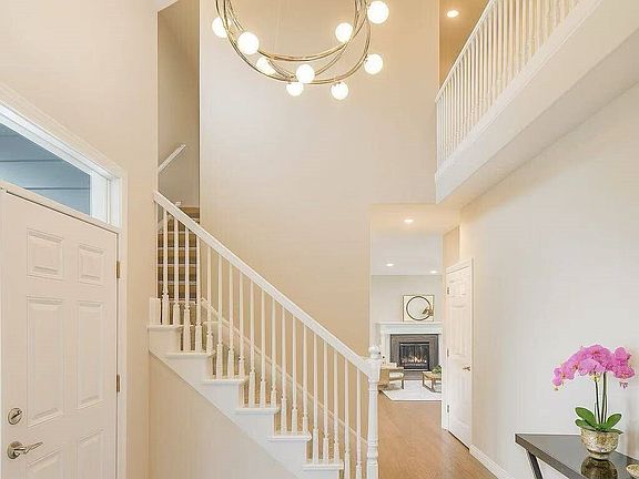 2nd image of 7928 NE 184th Street