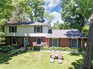 5285 Little Woods Ln, Dayton, OH 45429