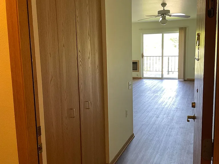 239 Columbus St — Photo 7