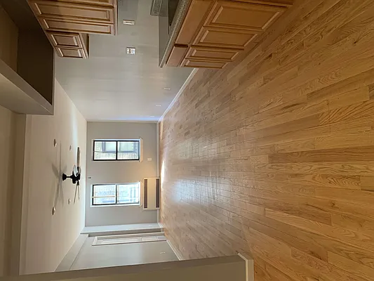 Rented by Midbrook Realty, LLC | media 32