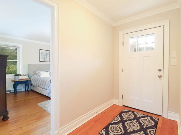 31 Lakeview Rd