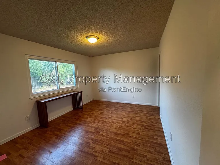 286 Frigate Ct — Photo 4
