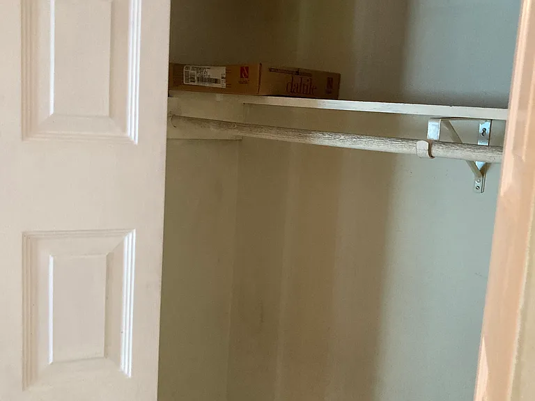 1274 E Main St #B21 — Photo 7