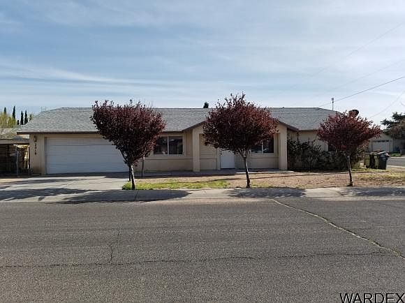 2nd image of 2310 E Morrow Ave