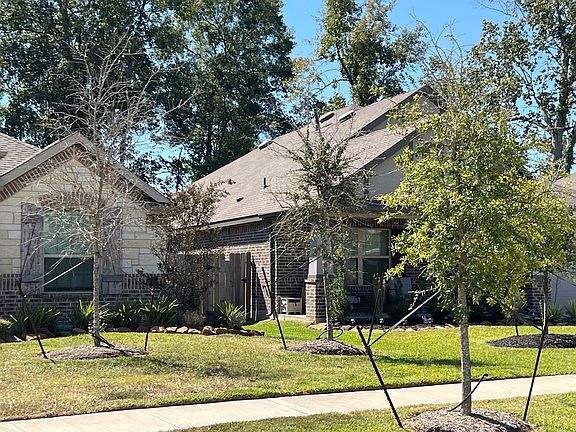3rd image of 18784 Laurel Hills Dr