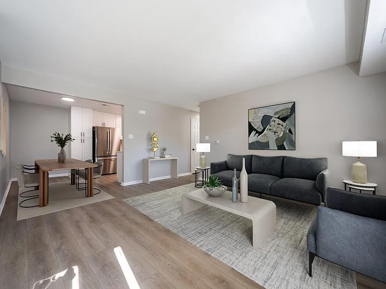 Fox Ridge and Lakeview Park Apartments — Photo 4