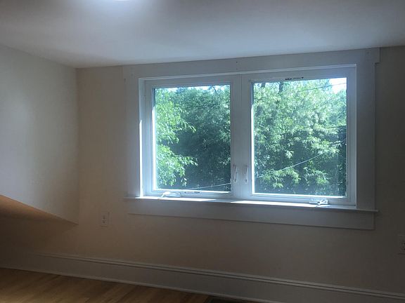 Spacious Bedroom With Large Walk In Closet