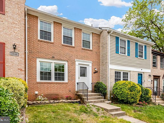 4th image of 2044 Mayflower Dr
