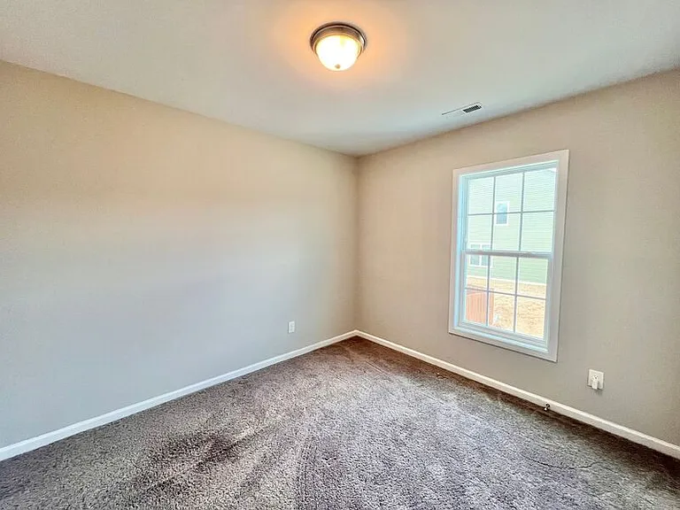 74 Griffith Pl — Photo 19