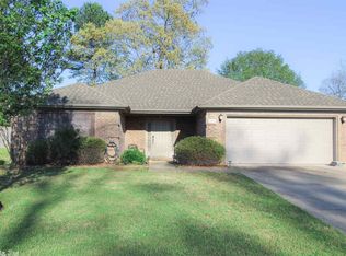 316 Cheshire Dr, Benton, AR 72015